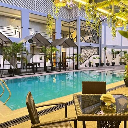 Hotel Halo Angeles City Exteriér fotografie