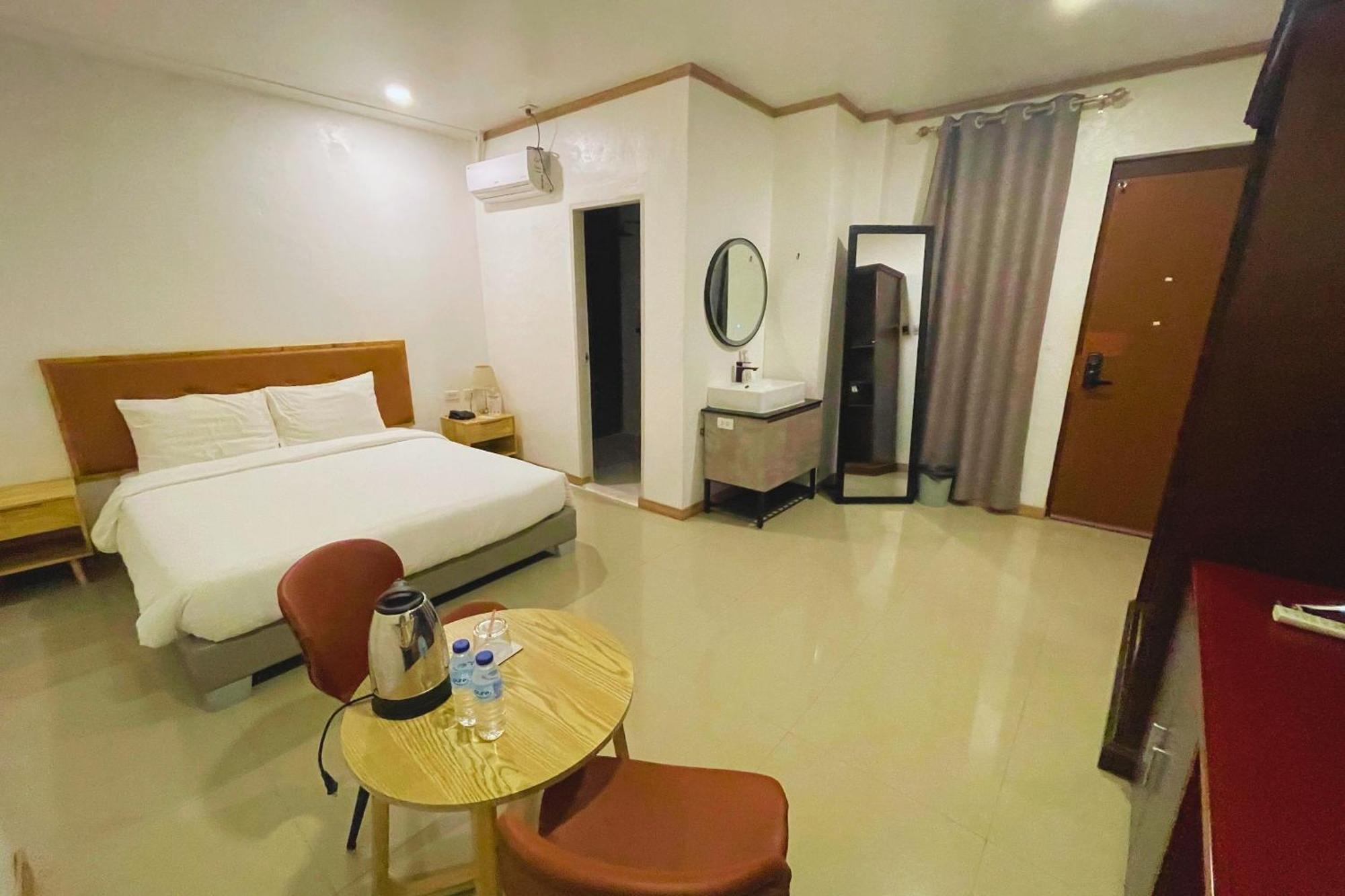 Hotel Halo Angeles City Pokoj fotografie