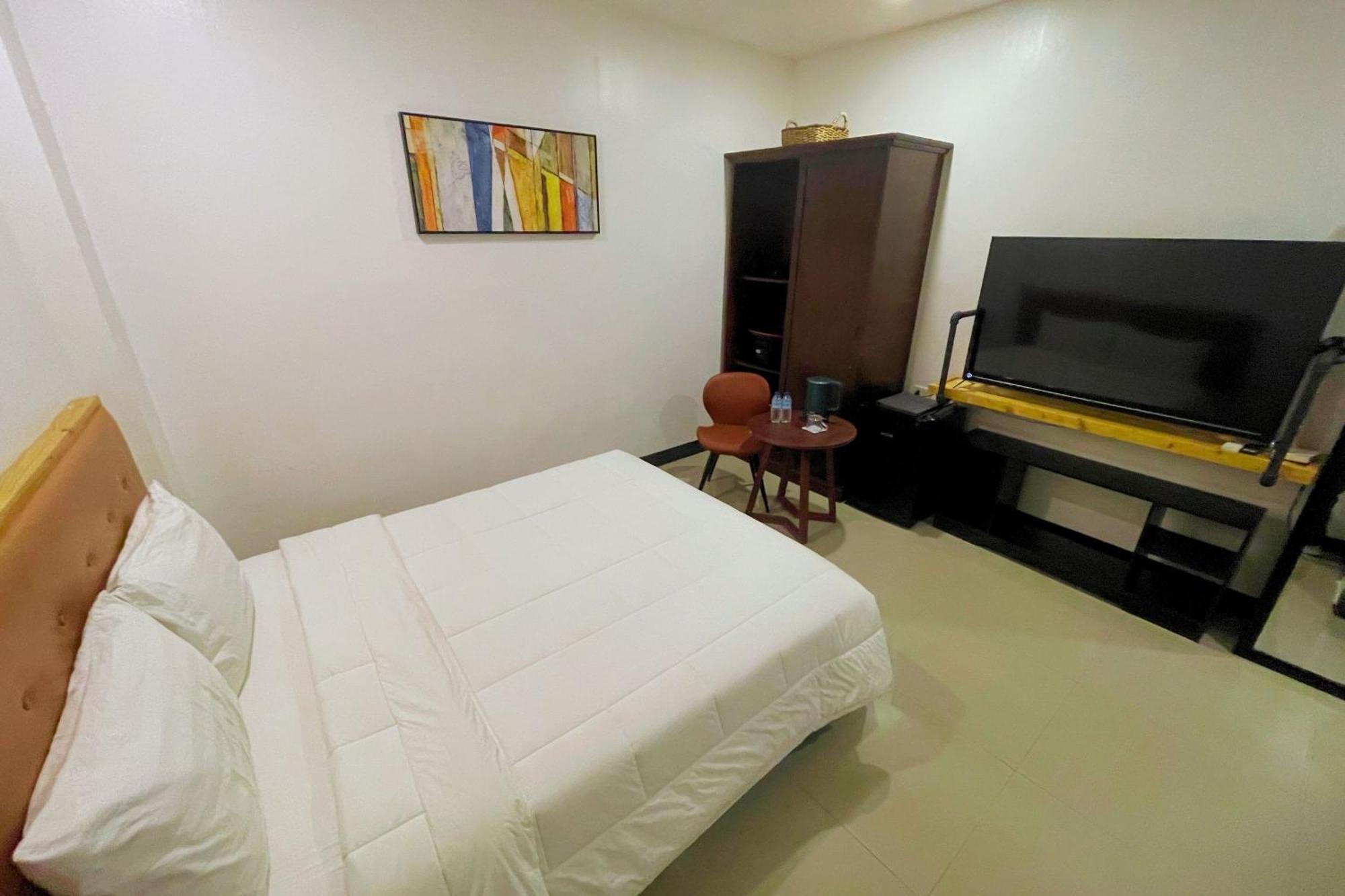 Hotel Halo Angeles City Pokoj fotografie