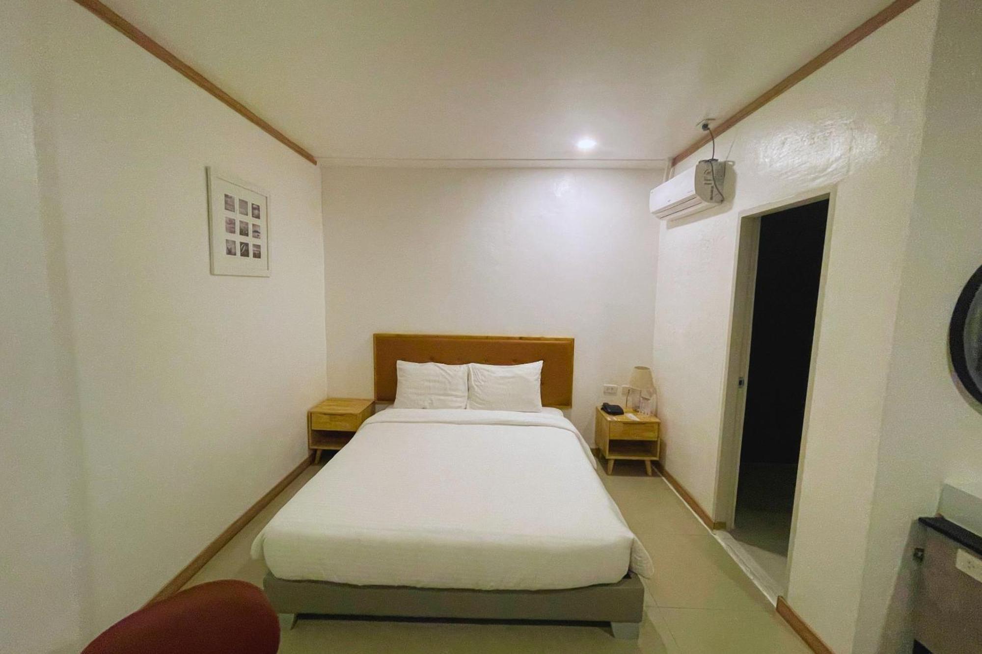 Hotel Halo Angeles City Pokoj fotografie