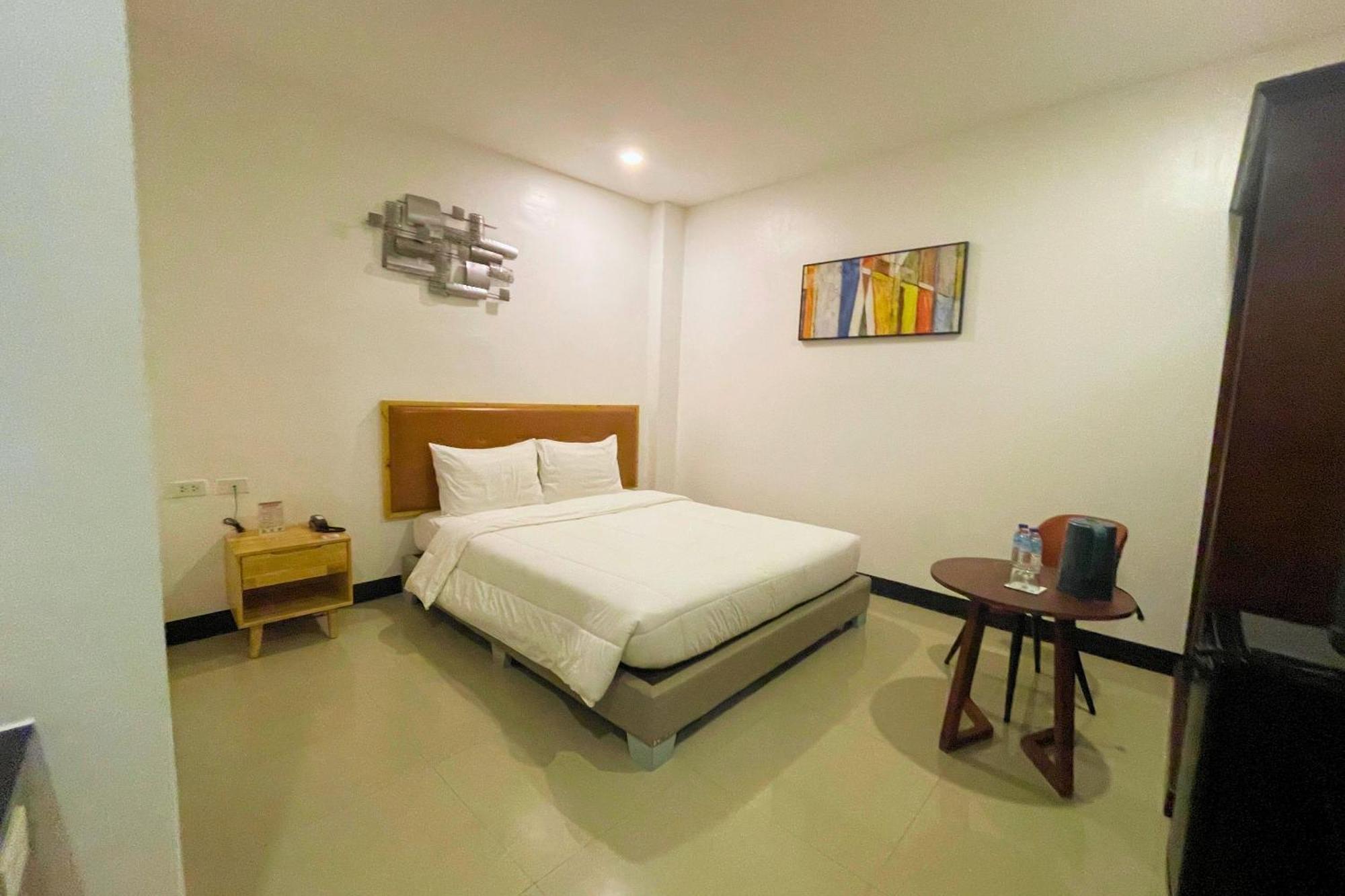 Hotel Halo Angeles City Pokoj fotografie